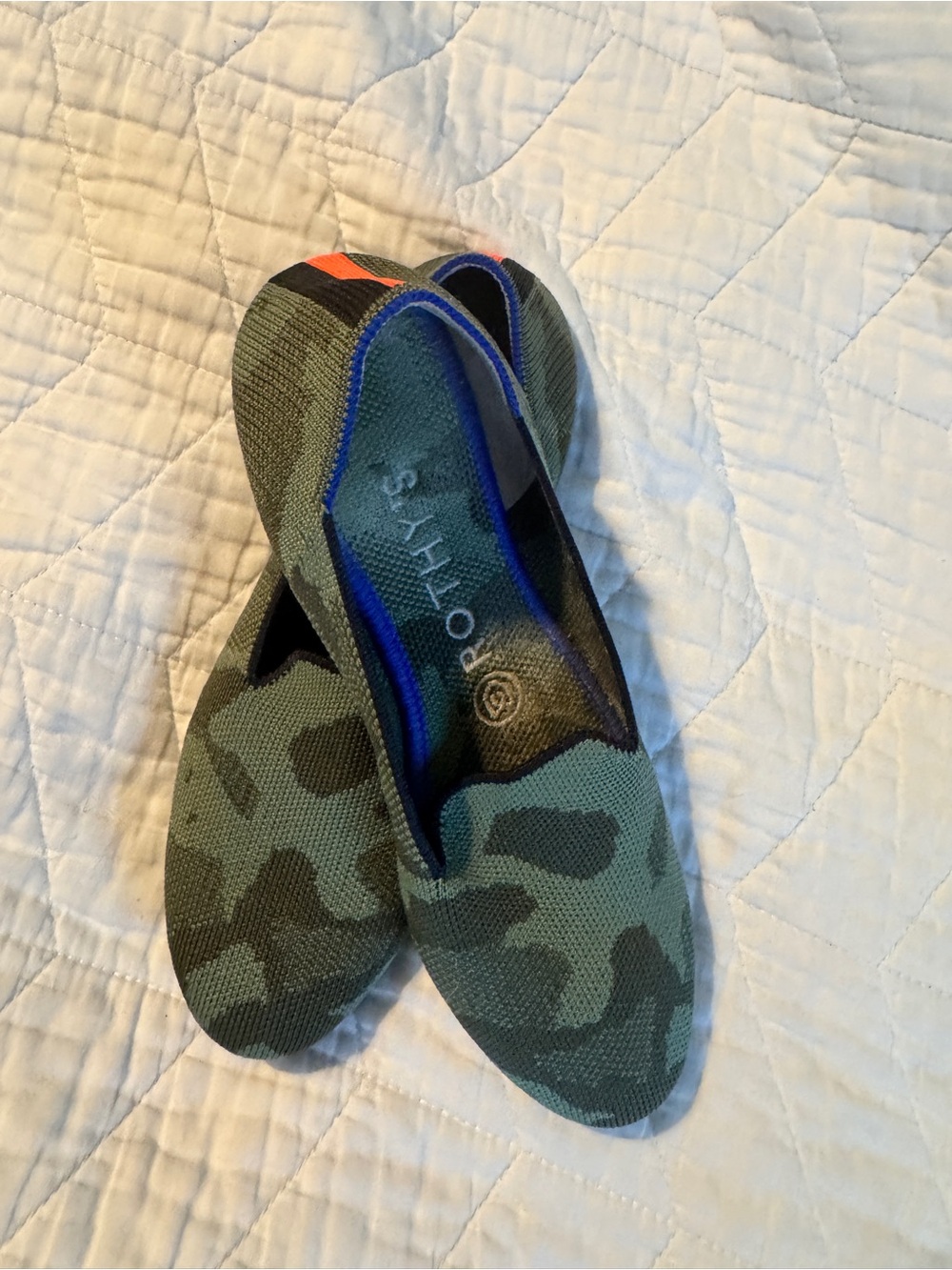 Rothy’s Olive Camo Loafers- size 7 EUC Retired Style